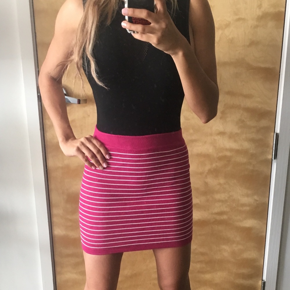 Bebe Bodycon skirt